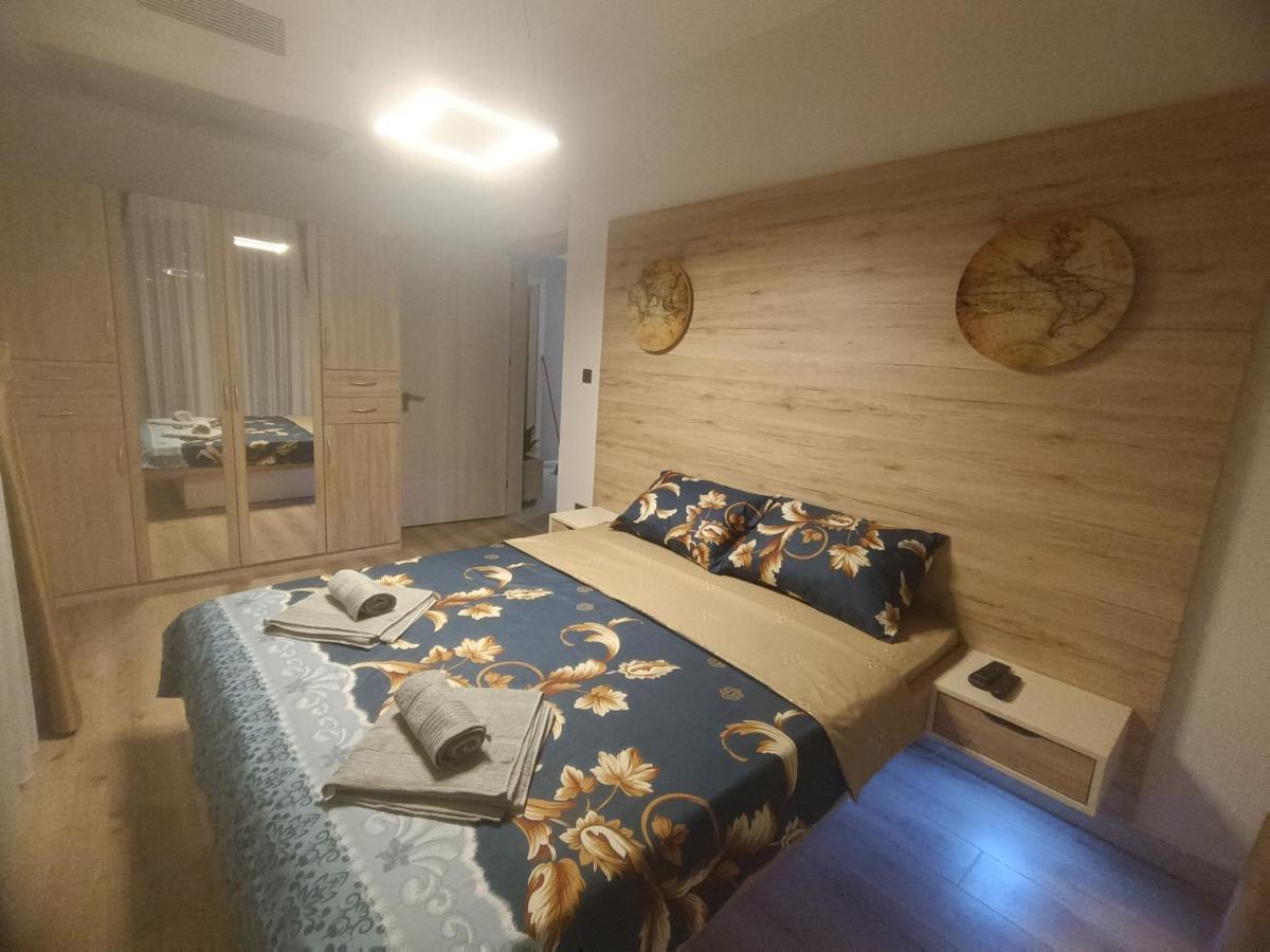 19Th & 18Th Floor Secure Apartments With Pool & Fitness & Parking Included In Price Skopje Ngoại thất bức ảnh