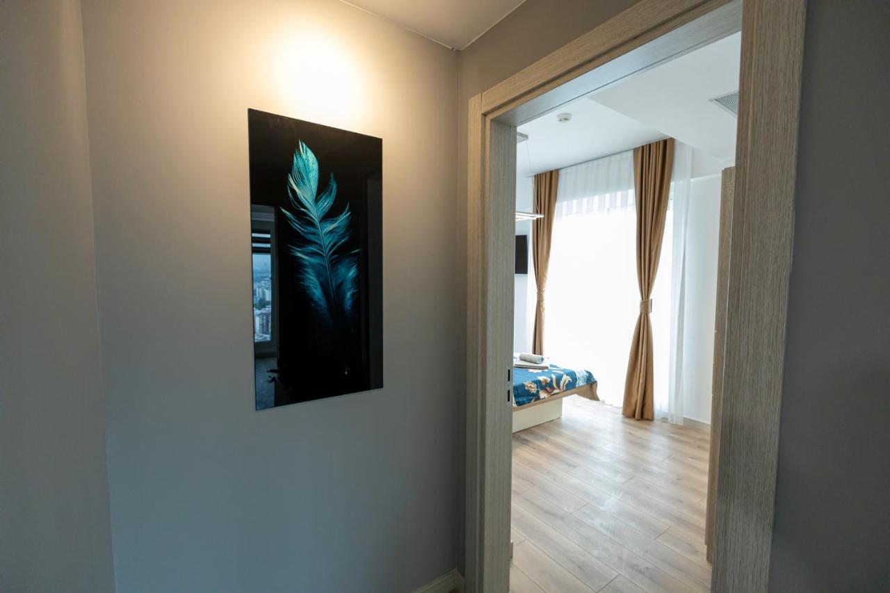19Th & 18Th Floor Secure Apartments With Pool & Fitness & Parking Included In Price Skopje Ngoại thất bức ảnh