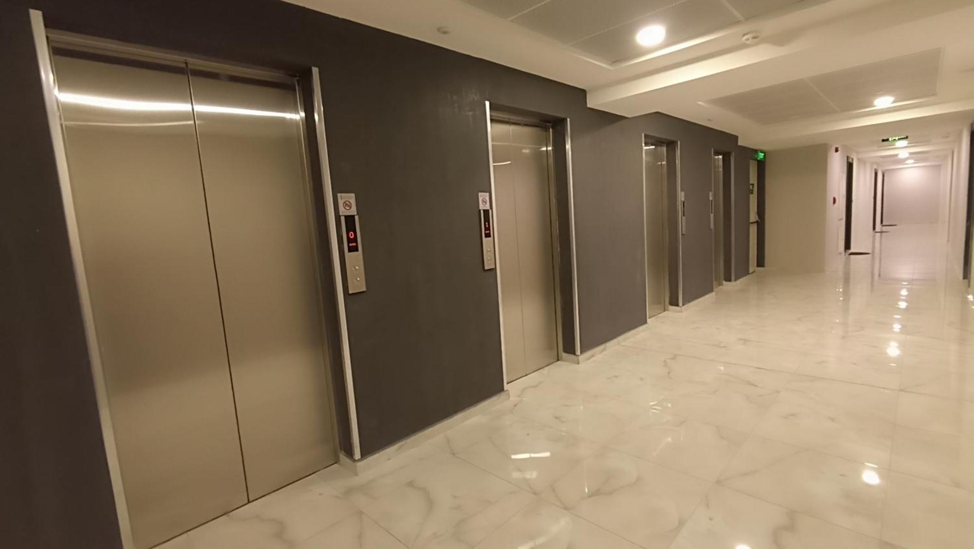 19Th & 18Th Floor Secure Apartments With Pool & Fitness & Parking Included In Price Skopje Ngoại thất bức ảnh