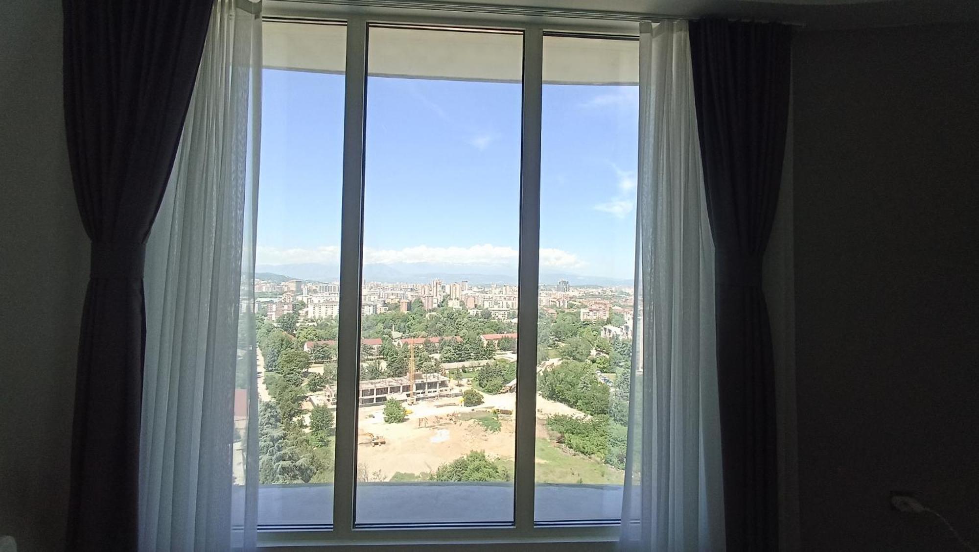 19Th & 18Th Floor Secure Apartments With Pool & Fitness & Parking Included In Price Skopje Ngoại thất bức ảnh