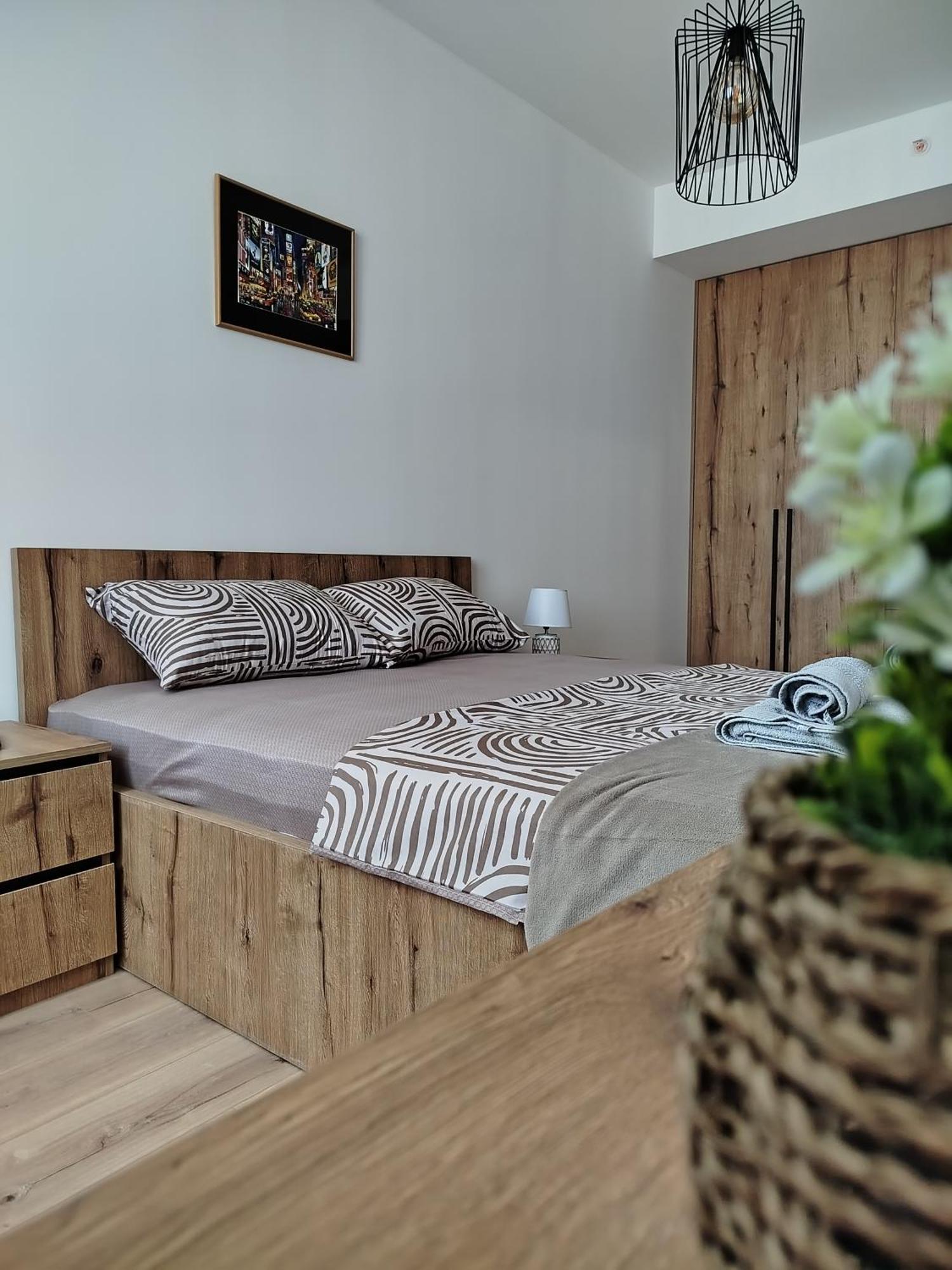 19Th & 18Th Floor Secure Apartments With Pool & Fitness & Parking Included In Price Skopje Ngoại thất bức ảnh