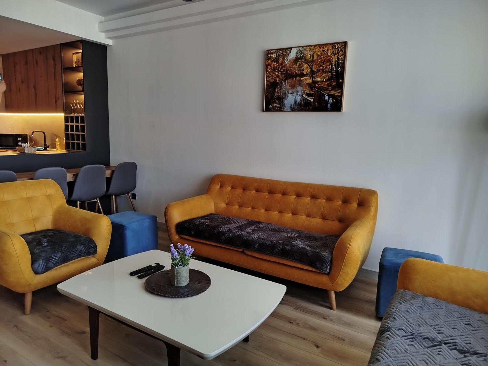 19Th & 18Th Floor Secure Apartments With Pool & Fitness & Parking Included In Price Skopje Ngoại thất bức ảnh
